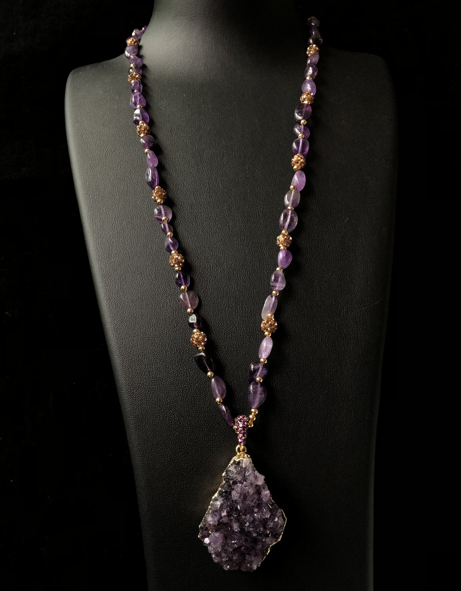 1pc Long Chain Necklace Featuring a Stunning Amethyst Pendant, Elegant and Sophisticated Jewelry for Everyday Wear