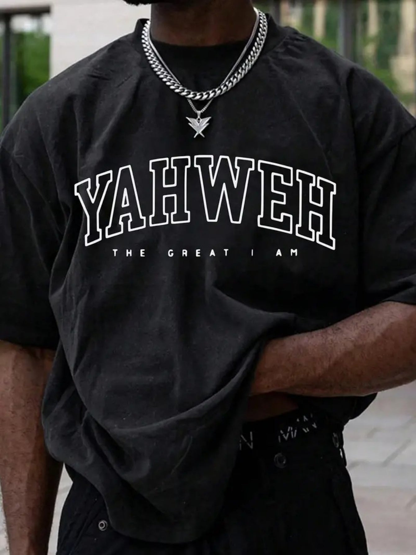 1pc Men Casual Street Style T-Shirt - 100% Cotton, Short Sleeve, Round Neck, Loose Fit, Heat Transfer Printed "Yahweh The Great I Am" Design, Regular Length Tee for All Seasons