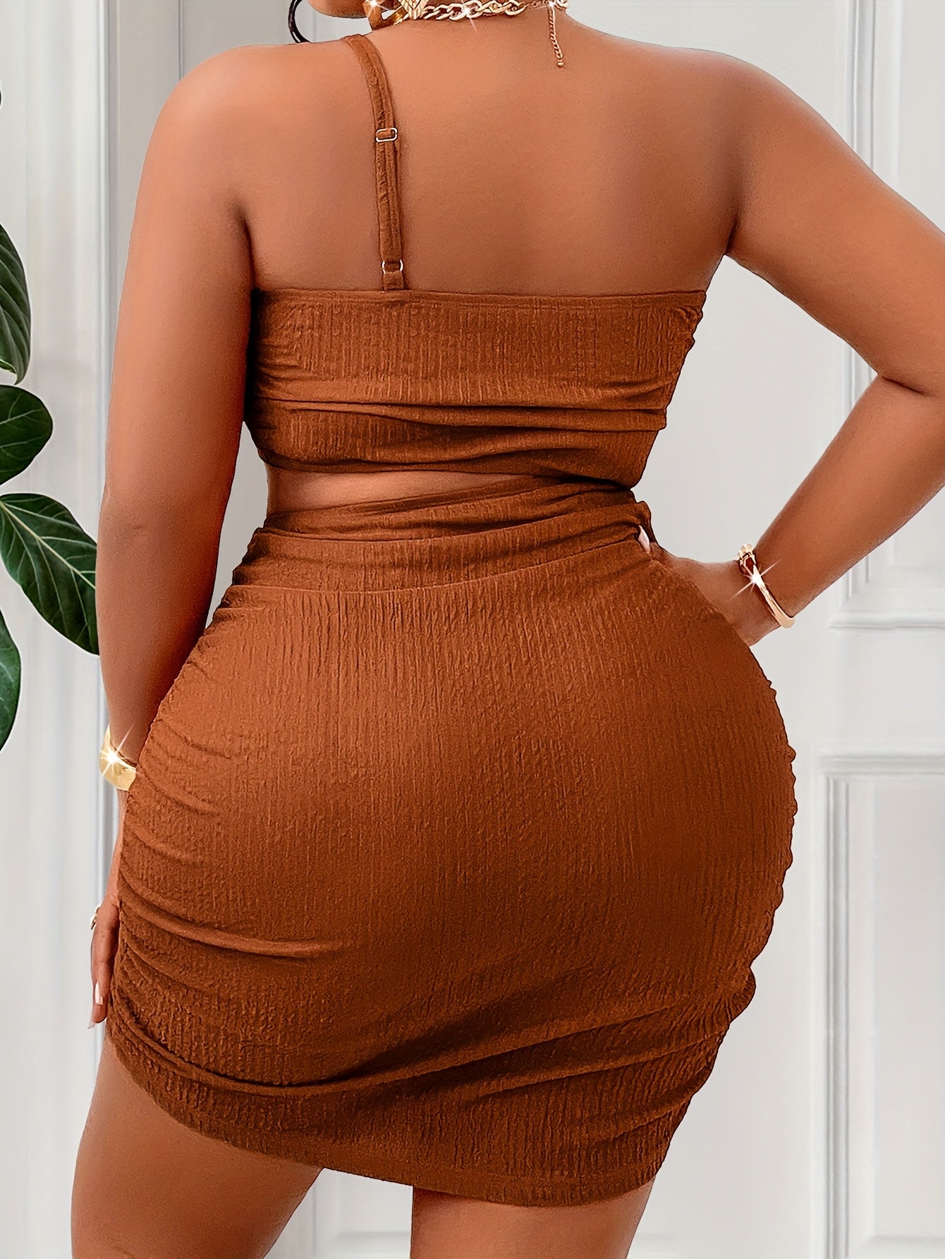 Women's plus Size Textured One-Shoulder Mini Dress with Golden Chain Detail Ruched Waist Bodycon Fit Knit Summer Party Dress