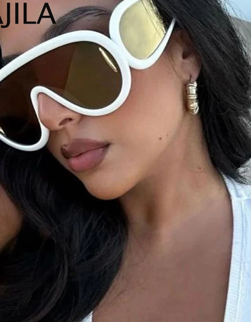 Load image into Gallery viewer, Oversized Wave Mask One-Piece Sunglasses Women Y2K Punk Sports Sun Glasses 2025