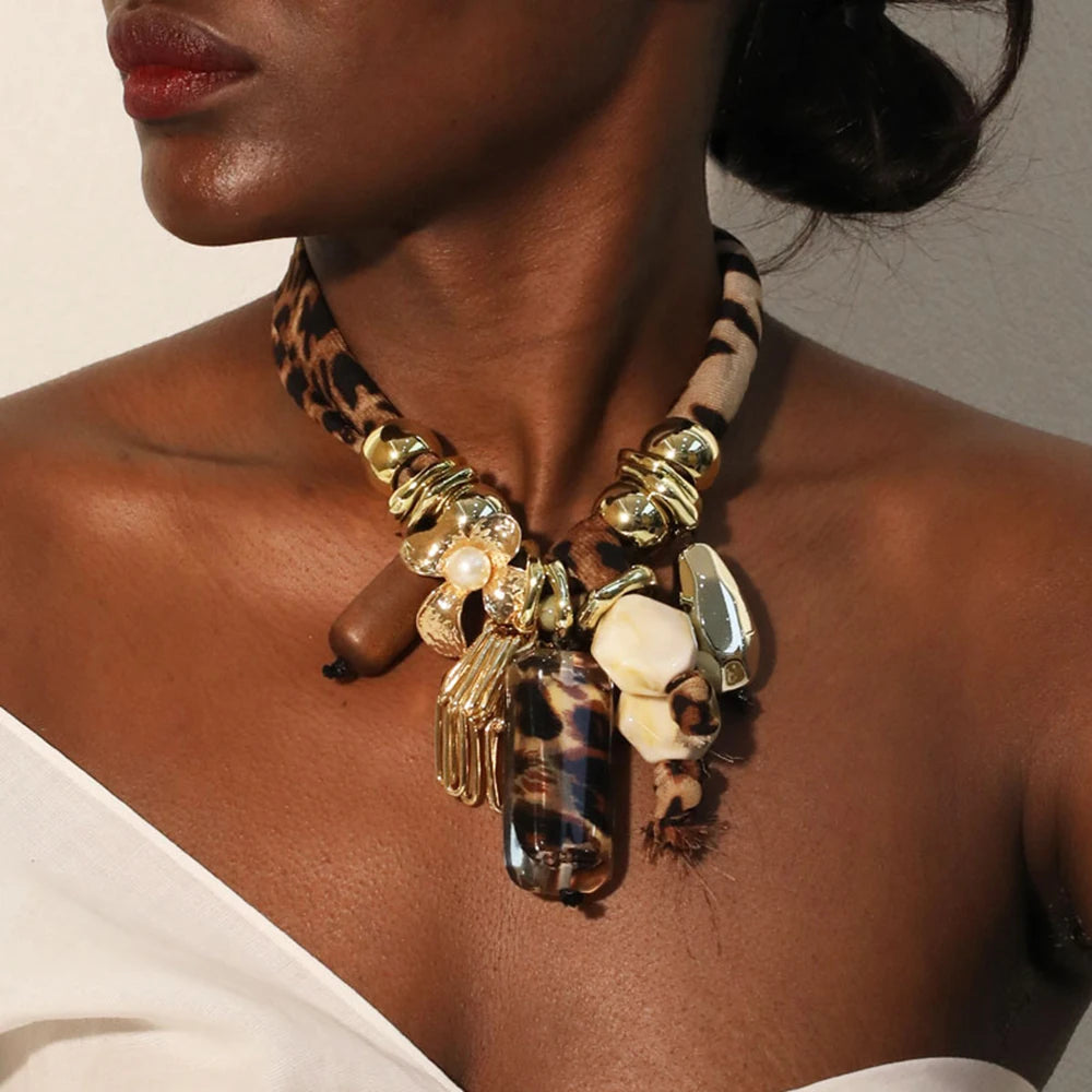 Fashion Retro Leopard & Beads Necklace For Women, Trendy Vintage  Jewelry