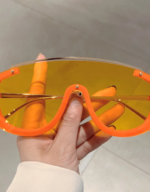 Load image into Gallery viewer, Stylish Women Sunglasses Fashion Gradient Outdoor Sports Shades Trendy Luxury Brand Design Futuristic Men Sun Glasses