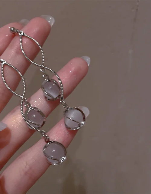 Load image into Gallery viewer, Elegant Long Copper Drop Earrings with round Cut Synthetic Gems