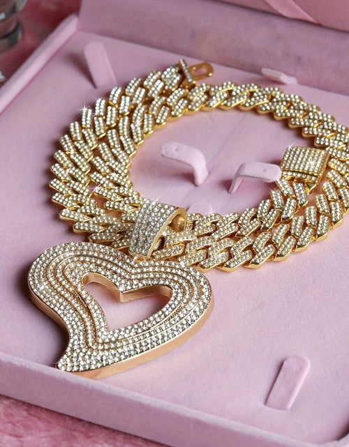 Load image into Gallery viewer, Hip Hop Style Necklaces Bling Bling Y2K Style Heart Pendant Necklace Lover 's Cuban Chain Inlaid Rhinestone Jewelry