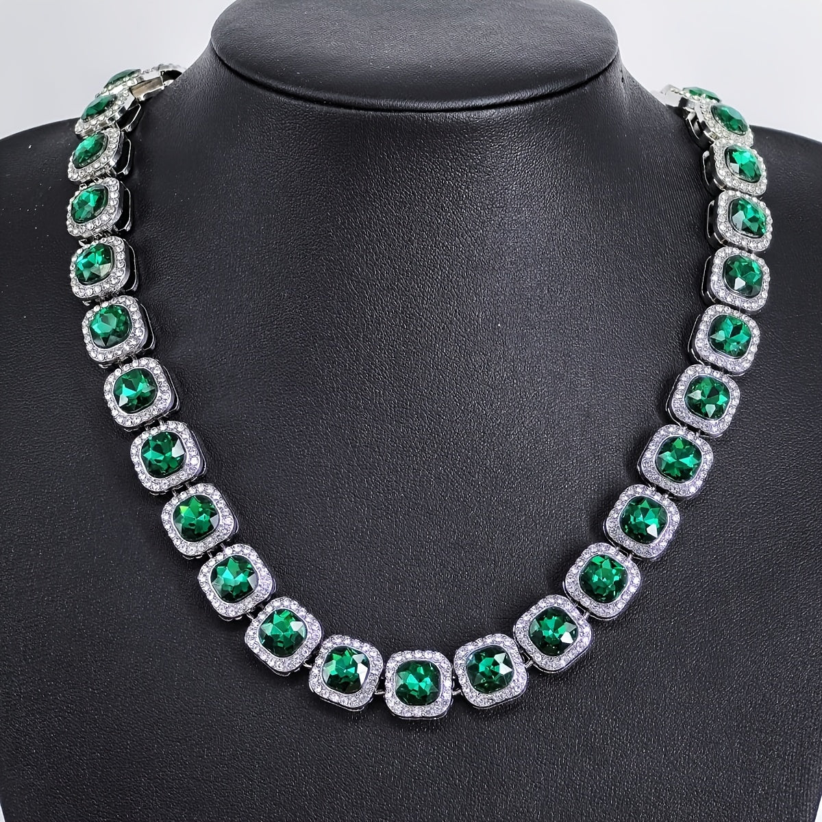 Green Rhinestone Choker, Men Hip-Hop Style Cuban Link Necklace, Durable Zinc Alloy with Iron Pendant, Trendy Unisex Accessory, Stylish Statement Jewelry