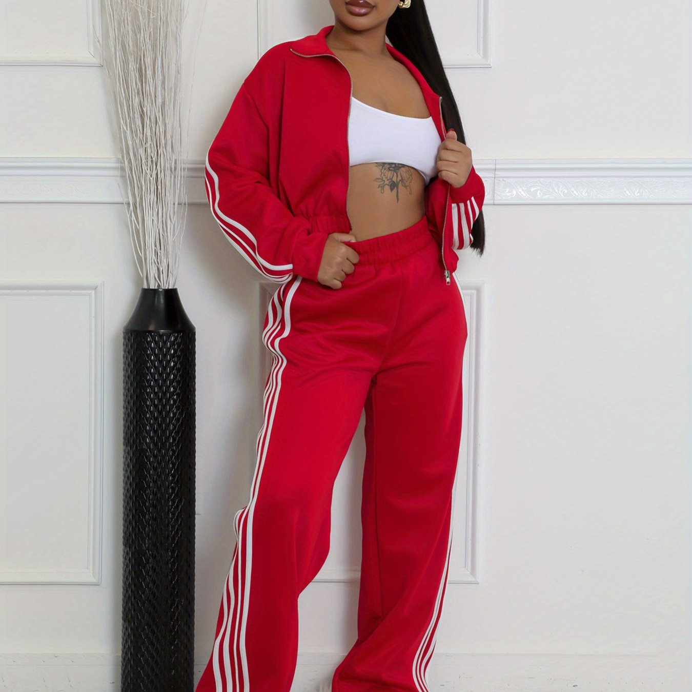 Autumn Striped Long-Sleeved Two-Piece Set - Contrasting Color Zipper Thickened Sweatshirt Casual Commuting Set, Solid Color Striped Side Trim, Elastic Short Top, Comfortable Straight-Leg Pants
