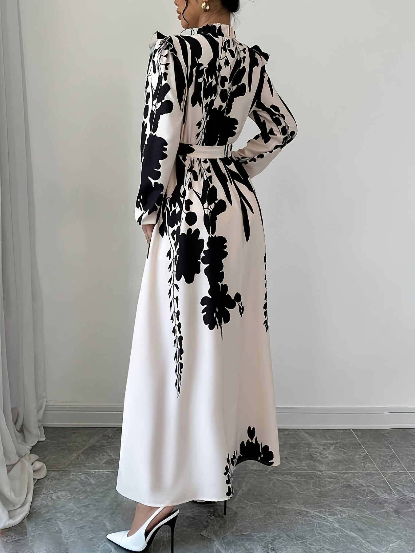 Elegant Floral Print Maxi Dress] Long Sleeve Elegant Floral Print Maxi Dress for Women - Machine Washable, Mock Neck with Belt Detail - Perfect for Spring