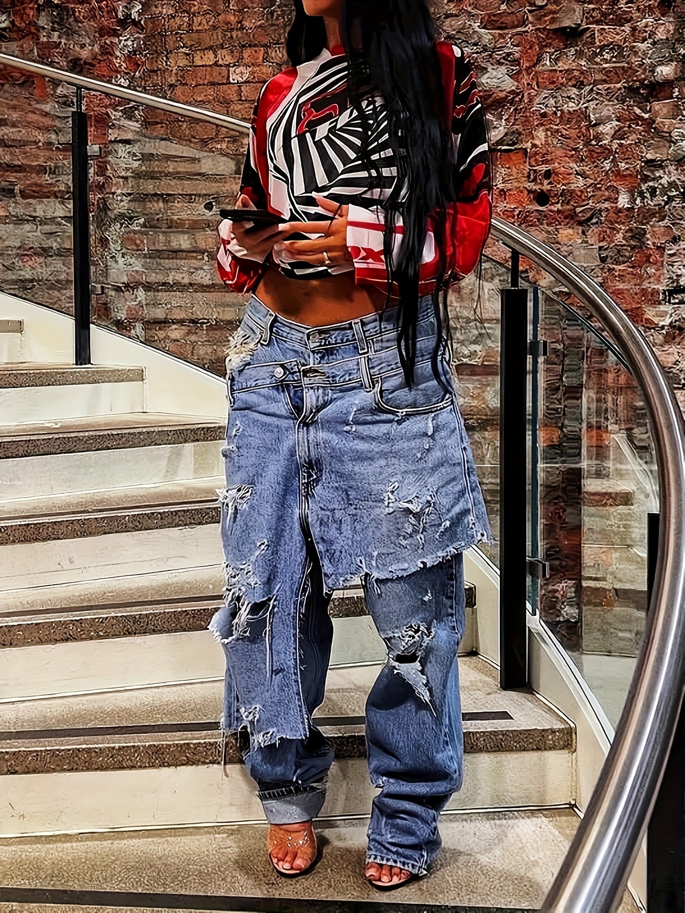 Edgy, Deconstructed Jeans  Women's 2-in-1 Low Rise Vintage Wash & Asymmetric Distressed Rips - Edgy Streetwear Denim Pants