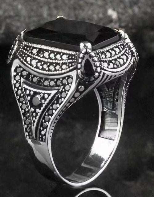 Load image into Gallery viewer, Vintage Men&#39;s Luxury Jewelry Ring - Wedding Band Engagement Party Casual Accessories
