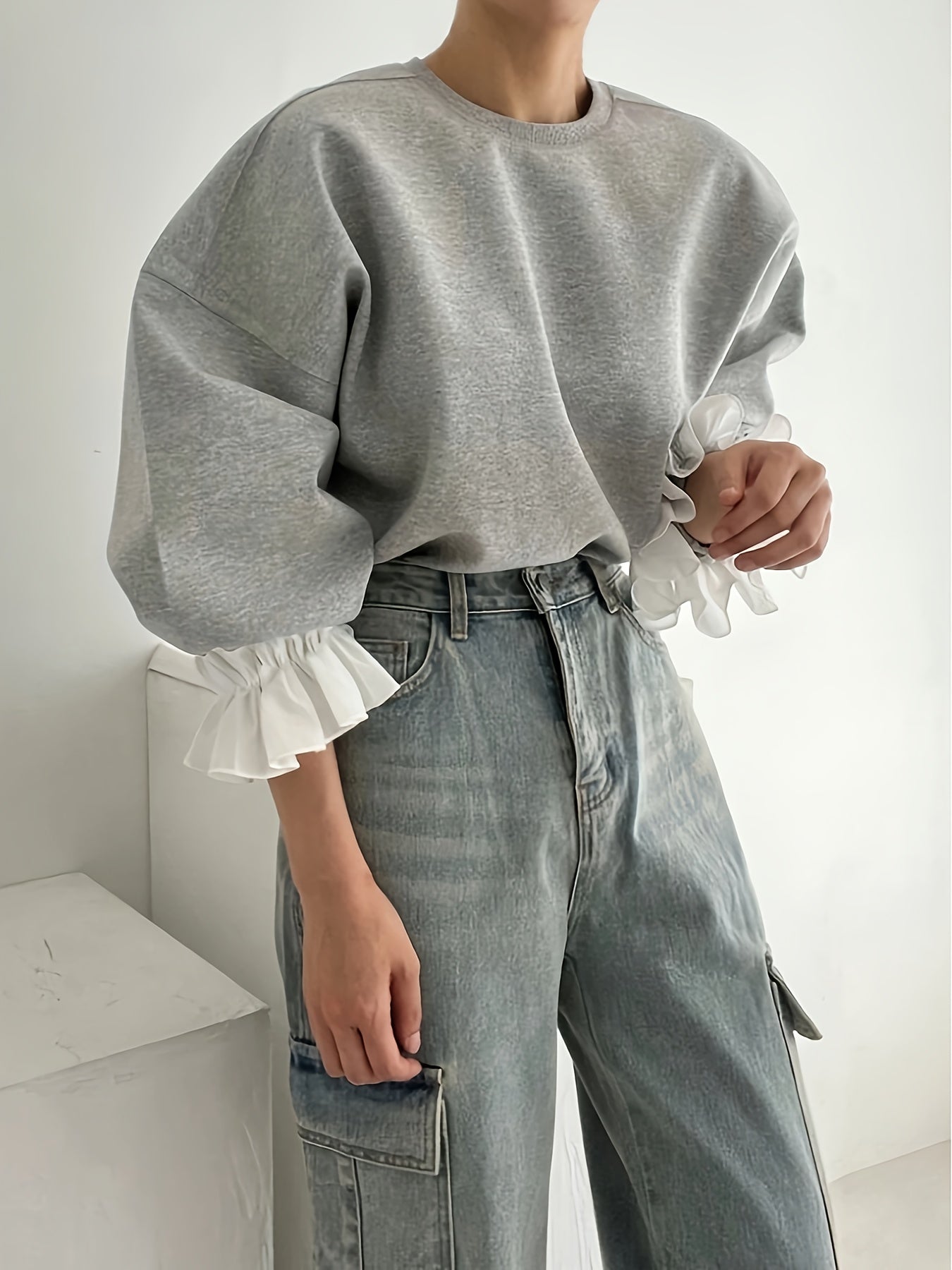 Plus Size, Women's Plus Size Oversized Sweatshirt - Fall Pullover Sweater with Elegant Ruffled Long Sleeves, Stretchy Fabric, Loose Fit Tops for Women (1XL-5XL) -  Relaxed Style, Chic Knitwear