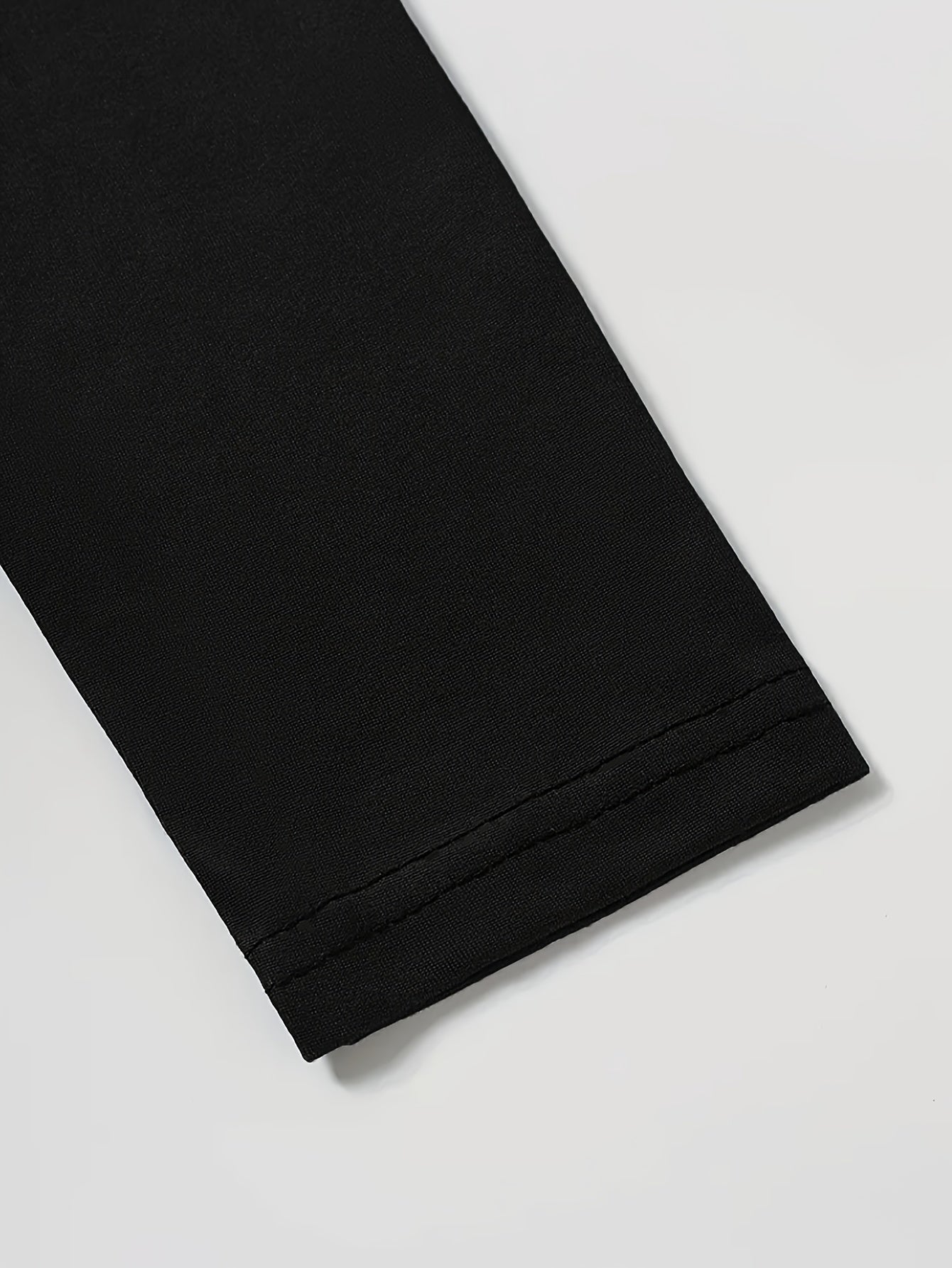 Women Sexy Personality Printed  Two-Piece Sports Outdoor Suit, Running, Fitness , and Leisure.