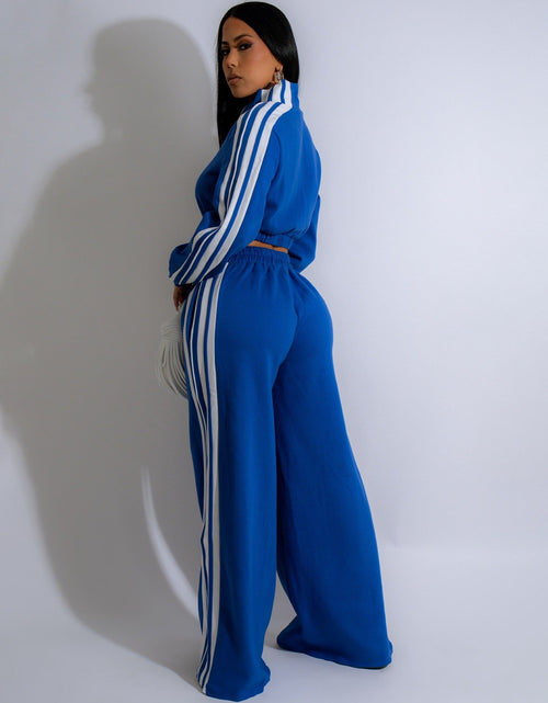 Load image into Gallery viewer, Autumn striped long-sleeved two-piece set - contrasting color zipper thickened sweatshirt casual solid color striped side trim, elastic short top, comfortable straight-leg pants
