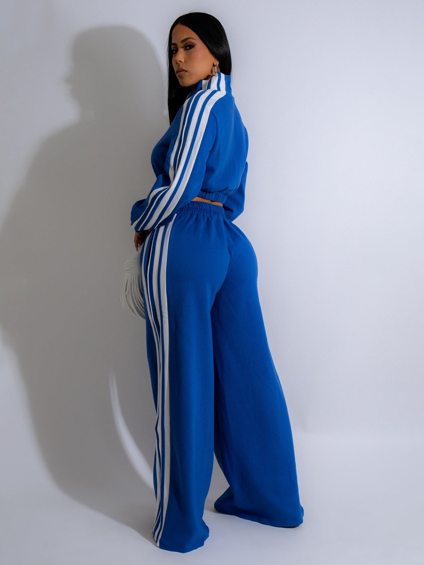 Autumn striped long-sleeved two-piece set - contrasting color zipper thickened sweatshirt casual solid color striped side trim, elastic short top, comfortable straight-leg pants