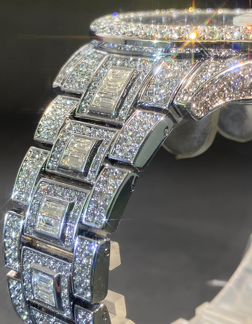 Load image into Gallery viewer, New Luxury Men Bedazzle Watch Automatic Date Fashion Waterproof Quartz Watch Men Hip Hop Iced Water Rhinestone
