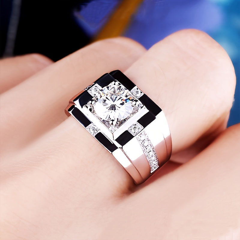925 Sterling Silvery Inlaid with Shiny Synthetic Zirconia Ring, Personalized And Domineering High-Quality Jewelry Men'S Ring Weighing about 10 Grams