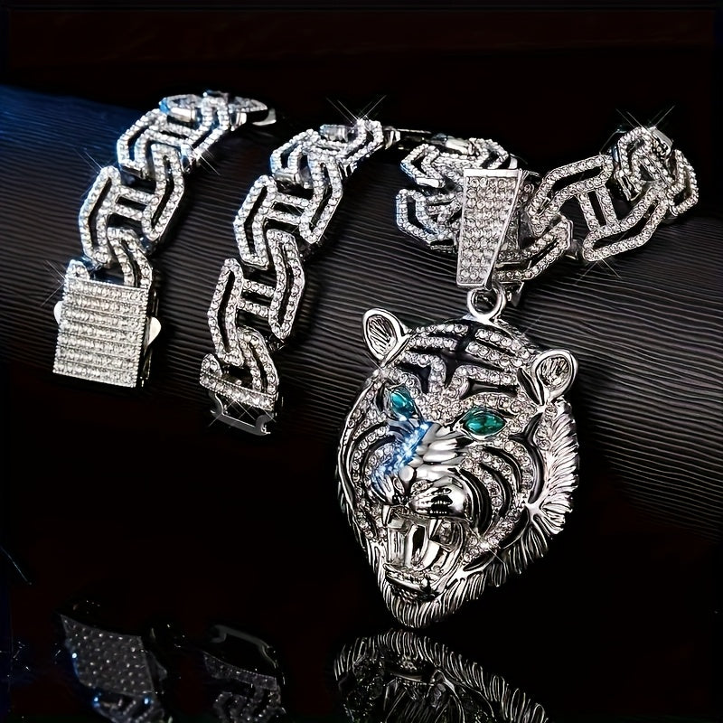 Men's Pioneer Lion Head Necklace - Bold Golden-Tone Chain with Eyes & -Accented Mane, Rap Jewelry Gift - Includes Gift Box, Lion Jewelry, Statement Piece, Eye catching Pendant, Detailed Craftsmanship