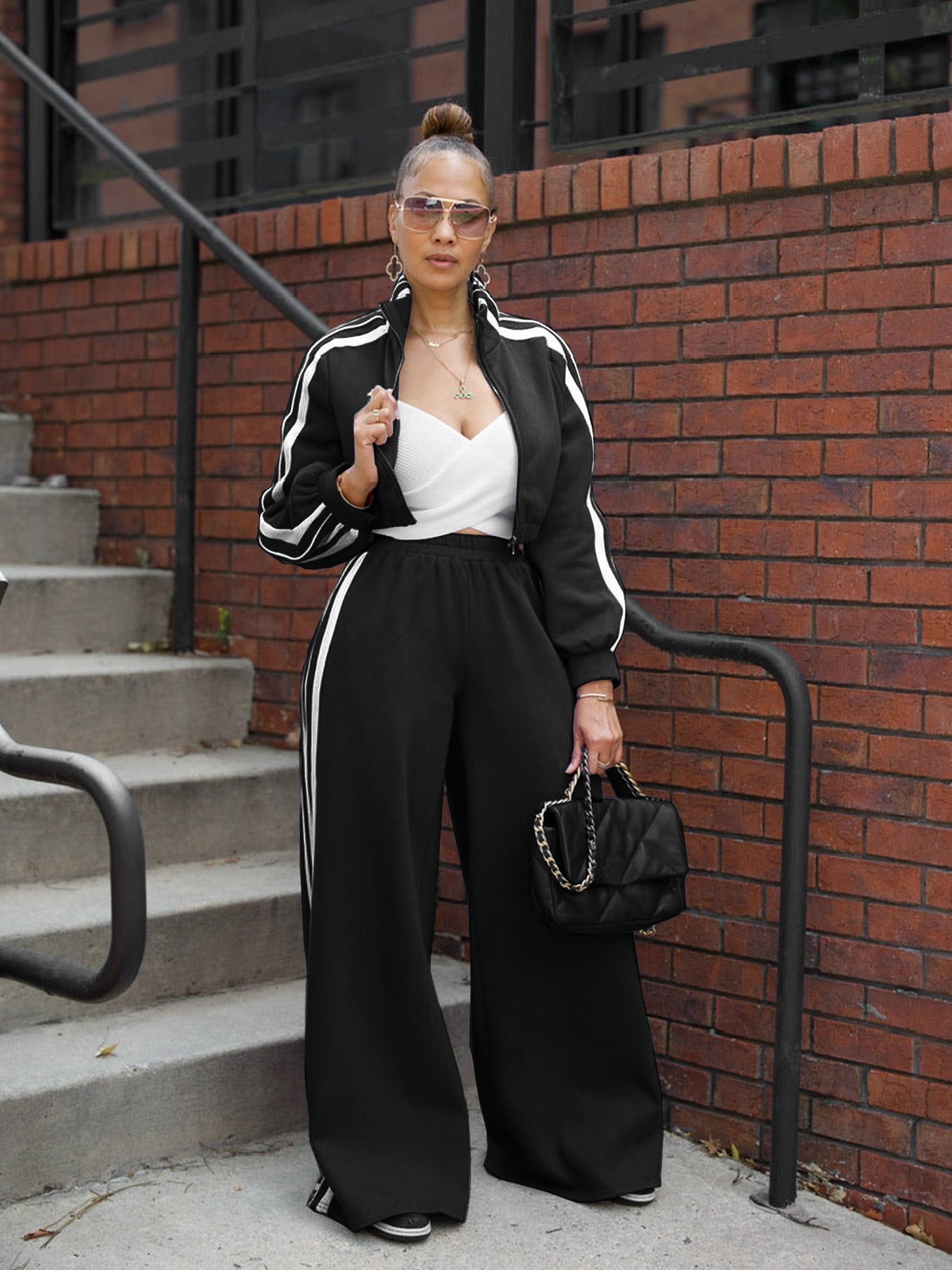 Autumn striped long-sleeved two-piece set - contrasting color zipper thickened sweatshirt casual solid color striped side trim, elastic short top, comfortable straight-leg pants