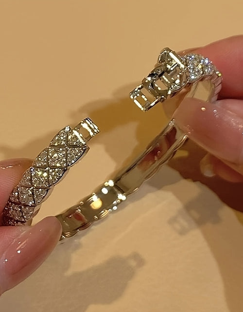 Load image into Gallery viewer, Ladies Intricate Wave Design Moissanite All-inset Moissanite Bracelet, The Perfect Gift
