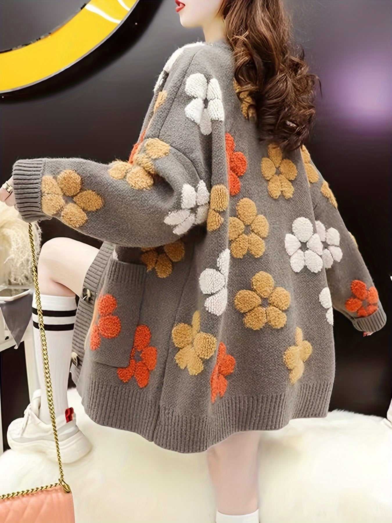 Women's Flower Print Cardigan V-Neck Short Eye-Catching 100% Polyester Button Detail Micro Elasticity Casual Knit Cardigan