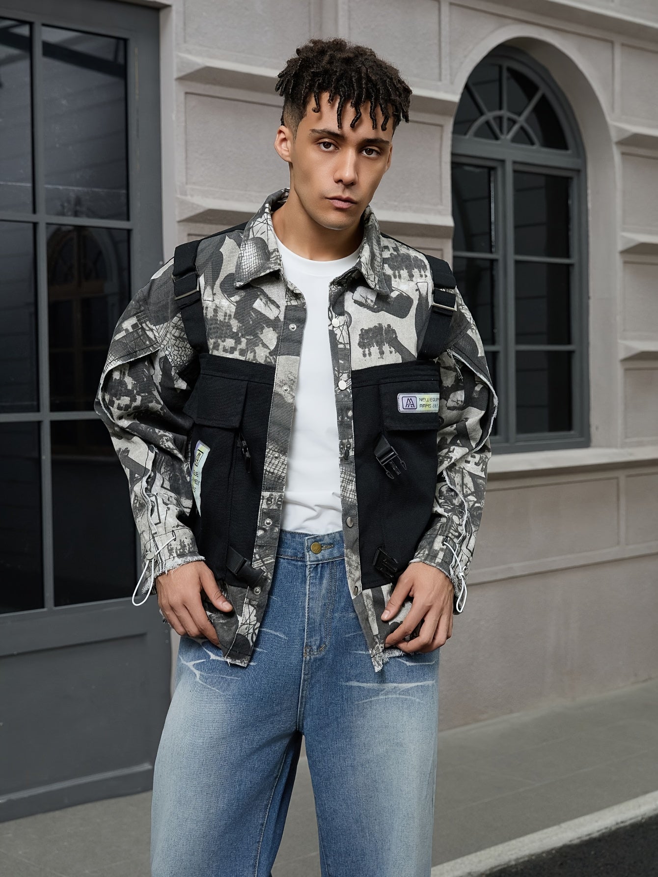 Trendy High Street Denim Jacket for Men with a Lapel And Spliced Design,