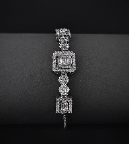 Fashionable And Elegant Synthetic Zirconia Bracelet, Geometric Light Jewelry, Versatile Bracelet with High Appearance,