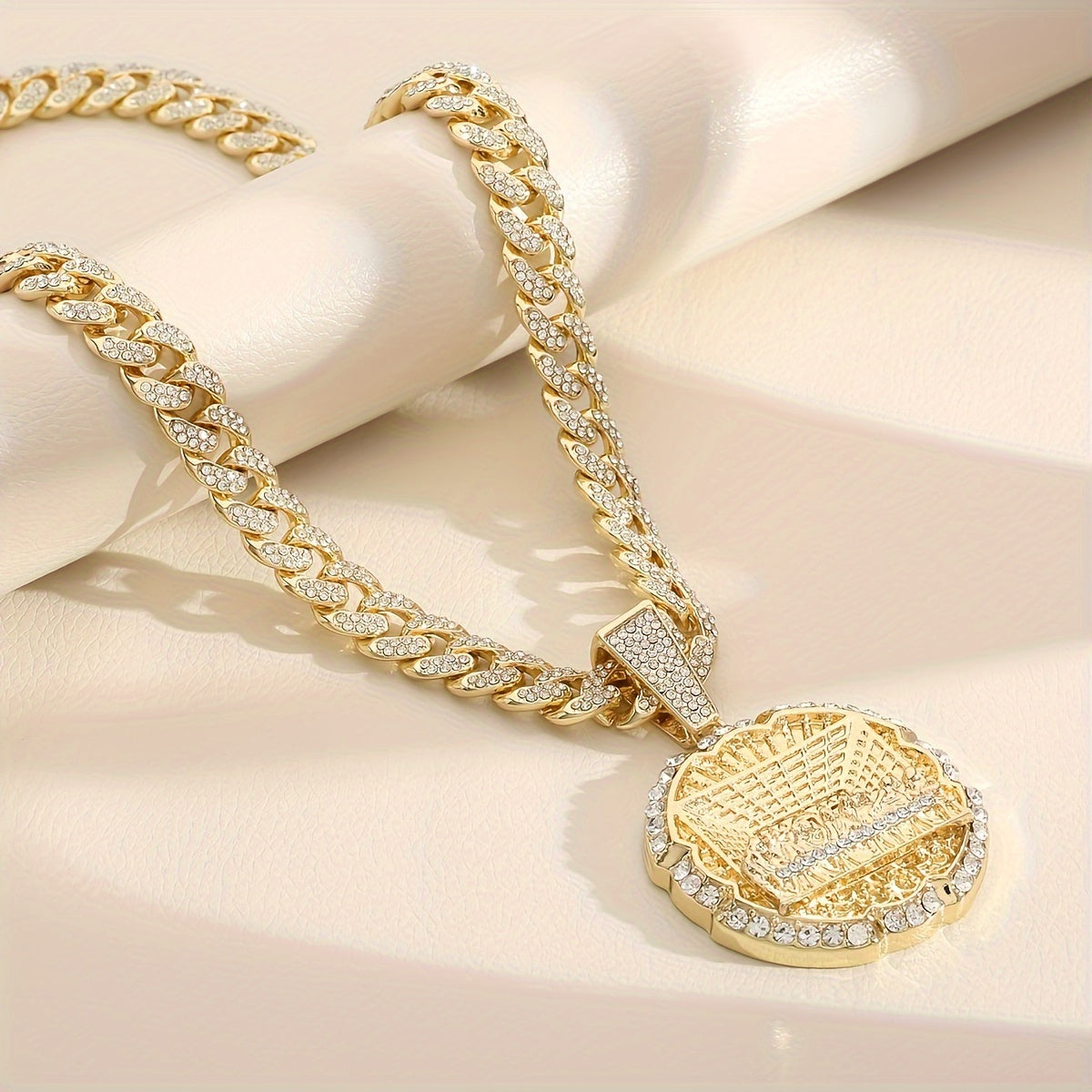 Fashionable Cuban Chain Necklace - Synthetic Zirconia Pendant with The Last Supper Painting - Fashionable Jewelry for Men and Women - Gift Box