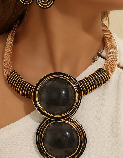Load image into Gallery viewer, Middle East retro ethnic style necklace and Earrings Bohemian style set in different colors
