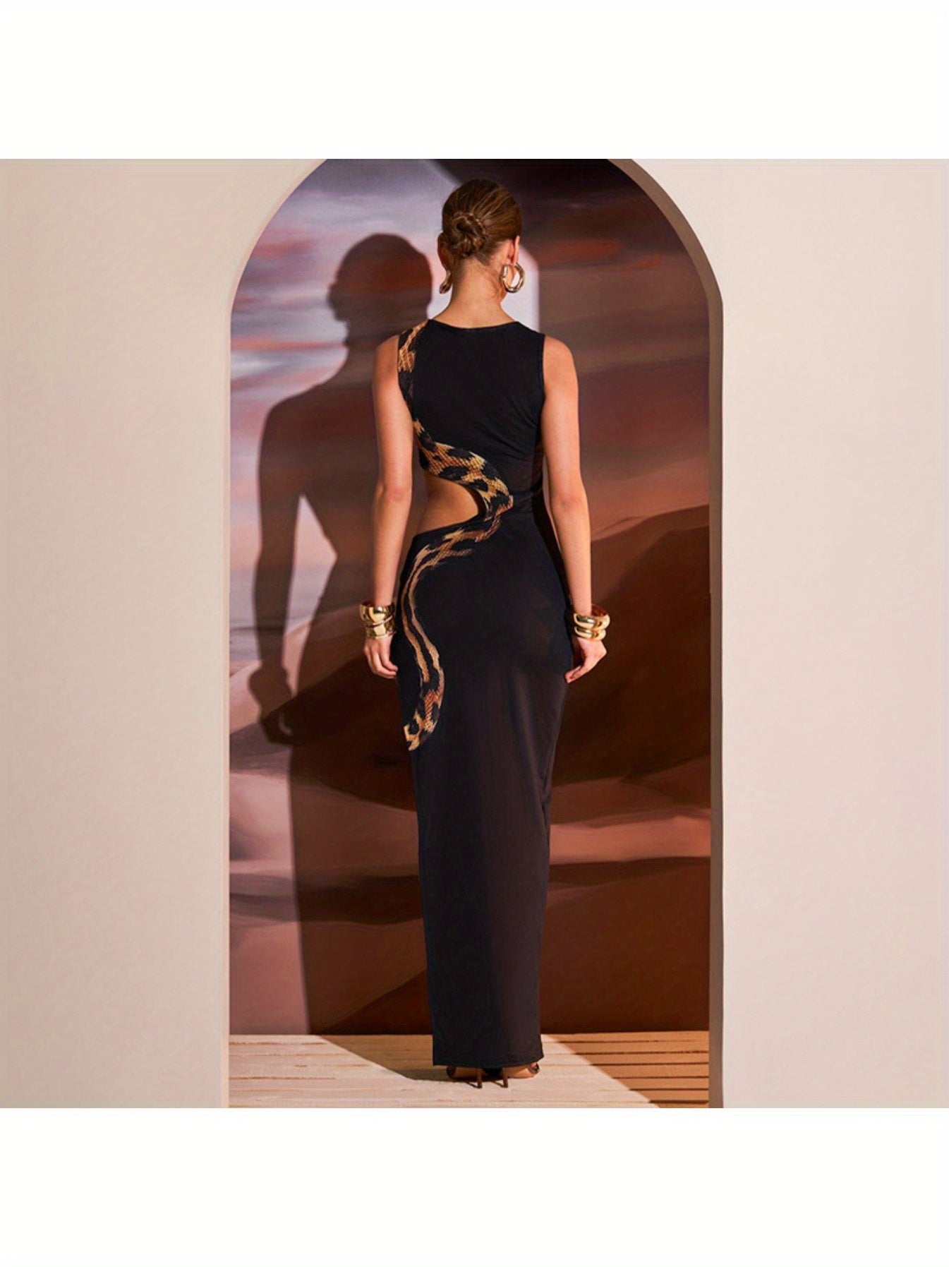 Chic Fashion] Stylish Sleeveless Maxi Dress with Golden Snake Motif, Side Slit & Cut-Out Details – Sexy Solid Color Black Polyester Dress for Women, Perfect for Spring/Summer Fashion, Chic Outfit | Glamorous Attire | Elegan