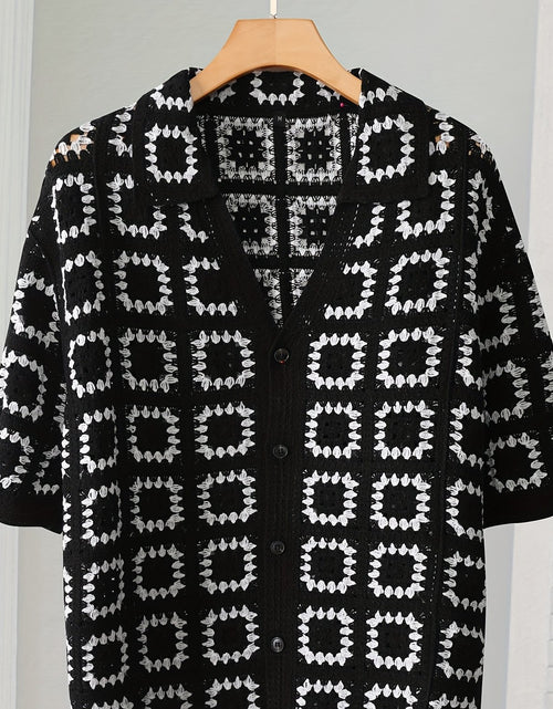Load image into Gallery viewer, Men&#39;s Geometric Crochet Cardigan - Black &amp; White Contrast Short Sleeve Open Front Button Detail, Relaxed Fit Casual All-Season Knit Sweater, Versatile Fashion, Classic Turndown Collar, Elegant Button Closure
