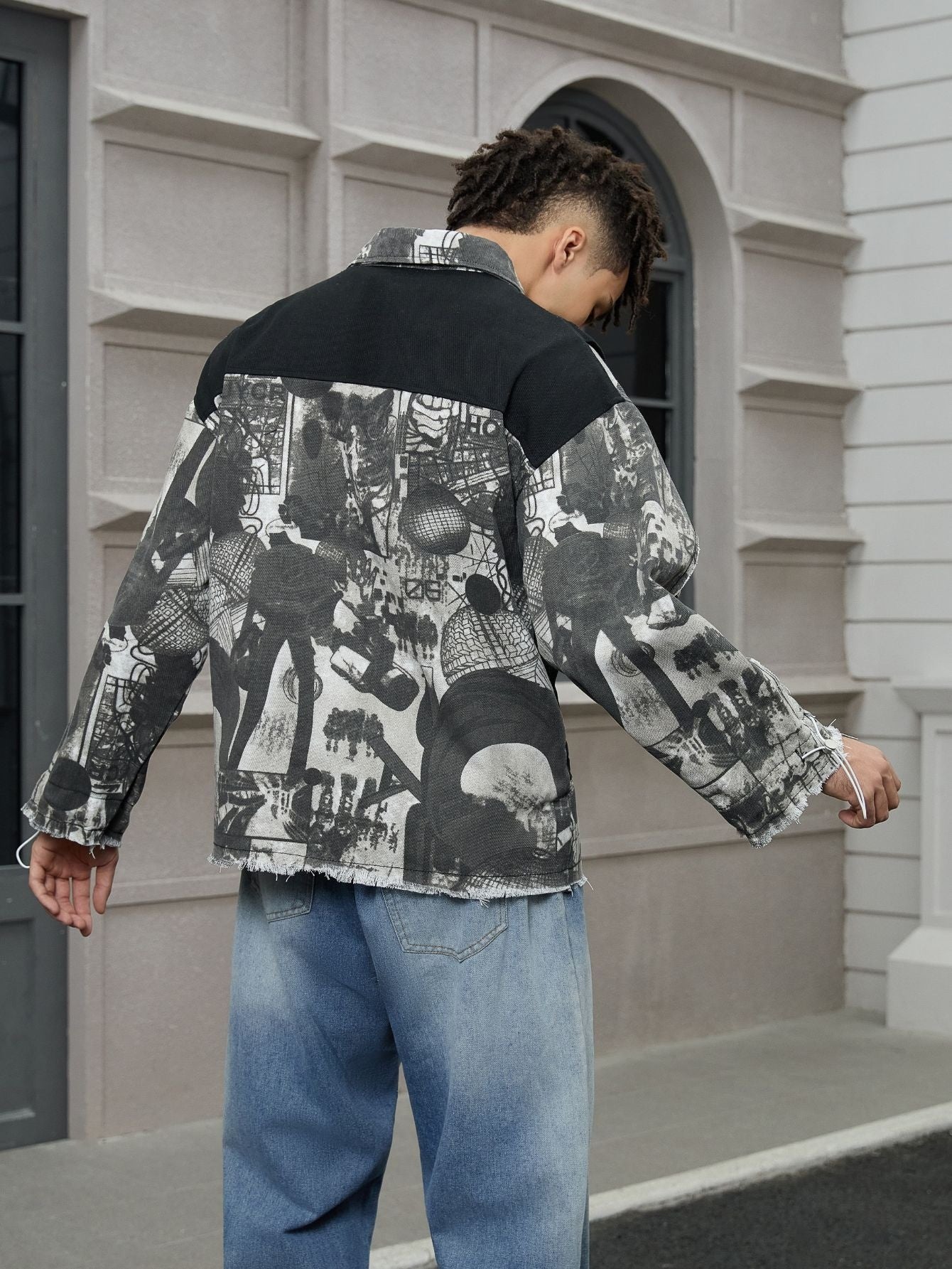 Trendy High Street Denim Jacket for Men with a Lapel And Spliced Design,