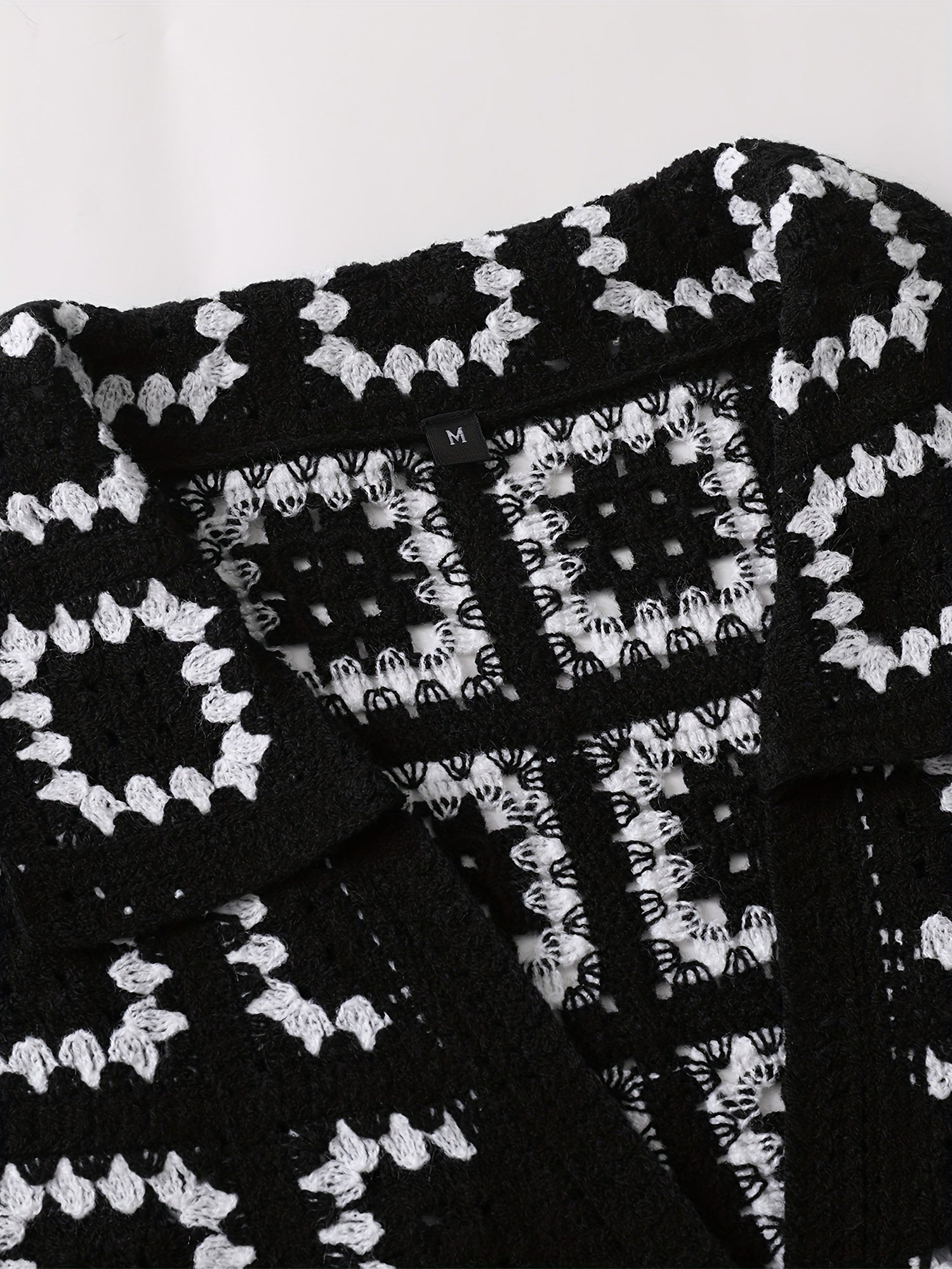 Men's Geometric Crochet Cardigan - Black & White Contrast Short Sleeve Open Front Button Detail, Relaxed Fit Casual All-Season Knit Sweater, Versatile Fashion, Classic Turndown Collar, Elegant Button Closure