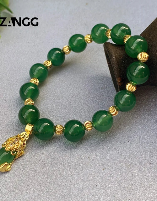 Load image into Gallery viewer, Natural Green Jade  Bracelet A-level Agate Men&#39;s and Women&#39;s Fashion Exquisite Jewelry Lucky Charms
