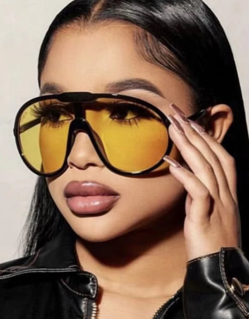 Load image into Gallery viewer, Trend Oversized Pilot Sunglasses Women Luxury Brand Designer Big Frame Cycling Sun Glasses Len Black Yellow
