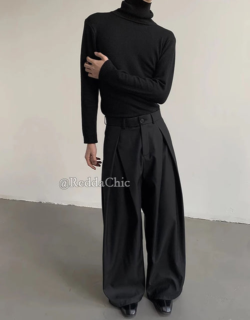 Load image into Gallery viewer, Men's Pleated Front Wide Leg Pants Clean fit Black Solid Low Waist Dressy Trousers
