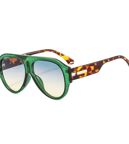 Vintage Square Sunglasses Unisex Oversized Frame UV400 Protection Trendy Design Luxury Sun Shades for Men And Women