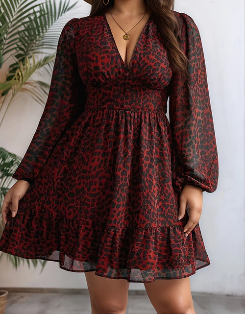 Load image into Gallery viewer, Plus Size 2025 Spring New Women&#39;s Sheer Jaguar Printed Double Layers Long Sleeve Dress Polyester Material
