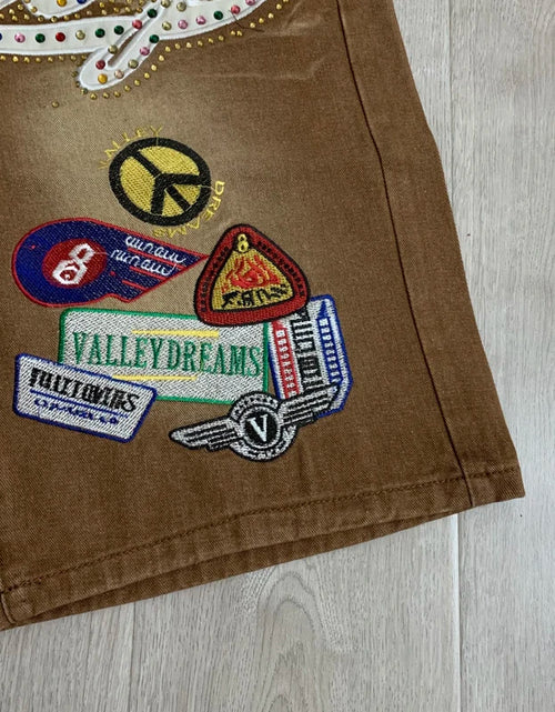 Load image into Gallery viewer, 2026 American VALLEY Embroidery Rhinestone Logo Patch Label Denim Shorts Men High Quality Loose Straight Short Jeans
