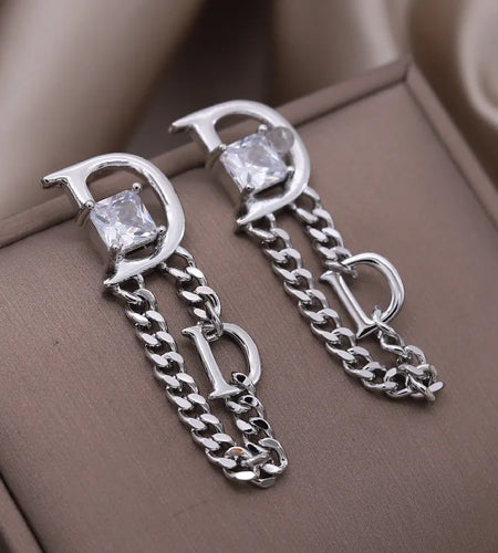 New Design Fashion Jewelry Chain Tassel Letter D Square Zircon Earrings