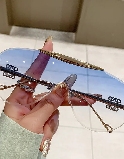 Load image into Gallery viewer, Women's Oversize Rimless One Piece Shield Sunglasses Gradient UV400 Fashion Alloy Frame Casual Shades Y2K Style
