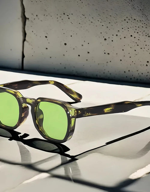 Load image into Gallery viewer, Retro Square Sunglasses UV400 Polarized Men Women Fashion Sun Glasses
