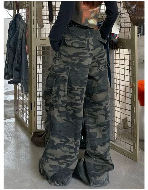 Load image into Gallery viewer, Military Green Women  Jeans High Waist Vintage  Baggy Wide Leg Denim Trouser

