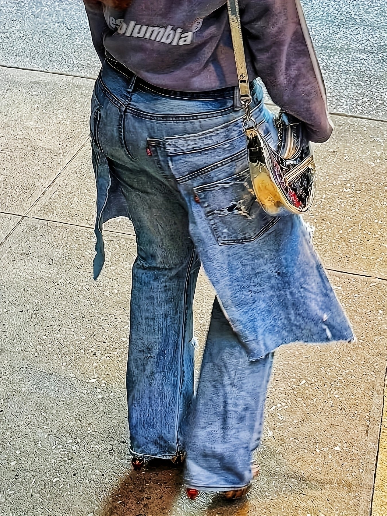 Edgy, Deconstructed Jeans  Women's 2-in-1 Low Rise Vintage Wash & Asymmetric Distressed Rips - Edgy Streetwear Denim Pants