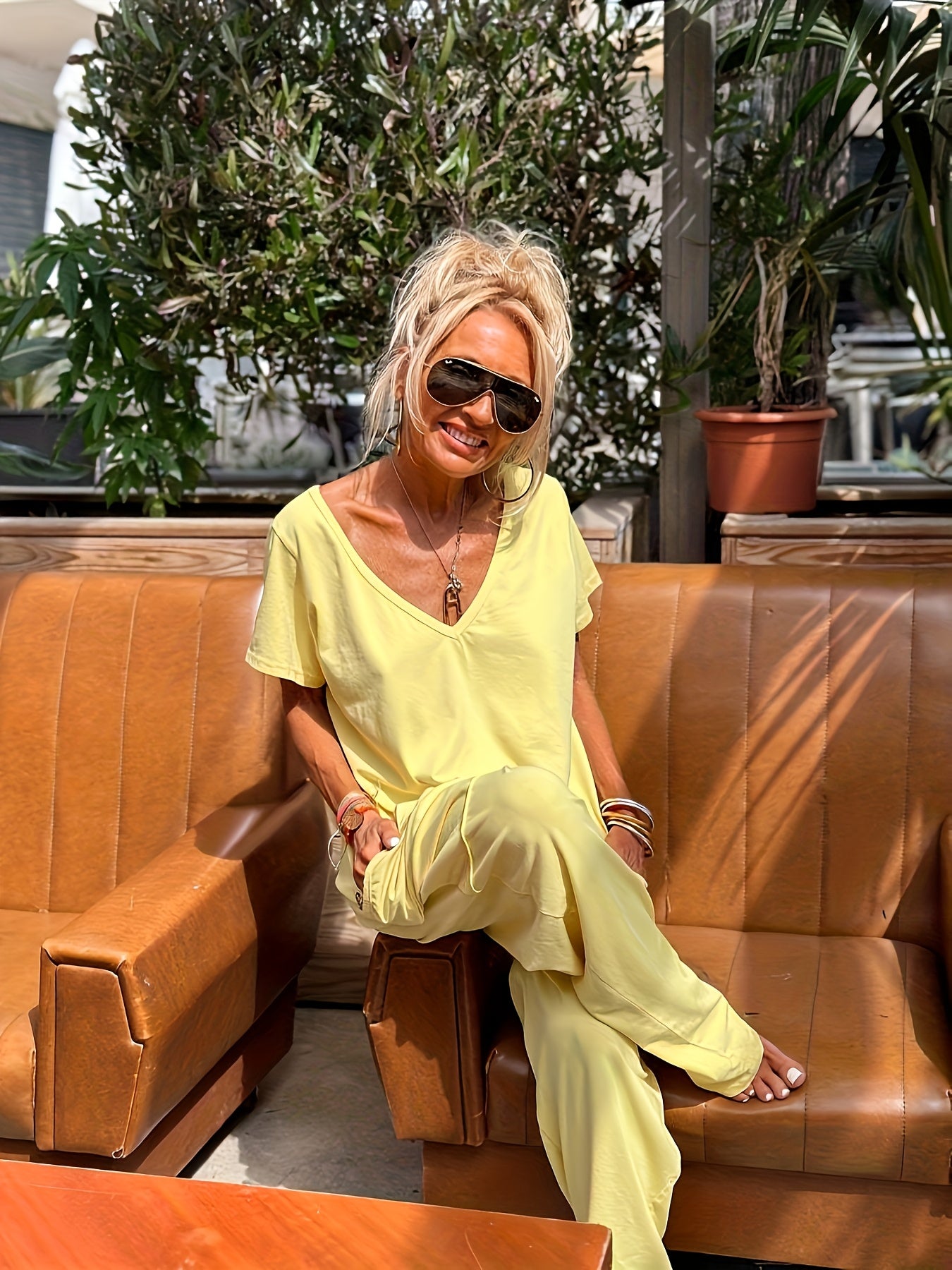[Polyester Jumpsuit] Lightweight Polyester Women's Casual V-Neck Short Sleeve Knit Jumpsuit with Pockets - Solid Color Loose Fit One-Piece Loungewear for Spring/Summer, Relaxed Fit Clothing
