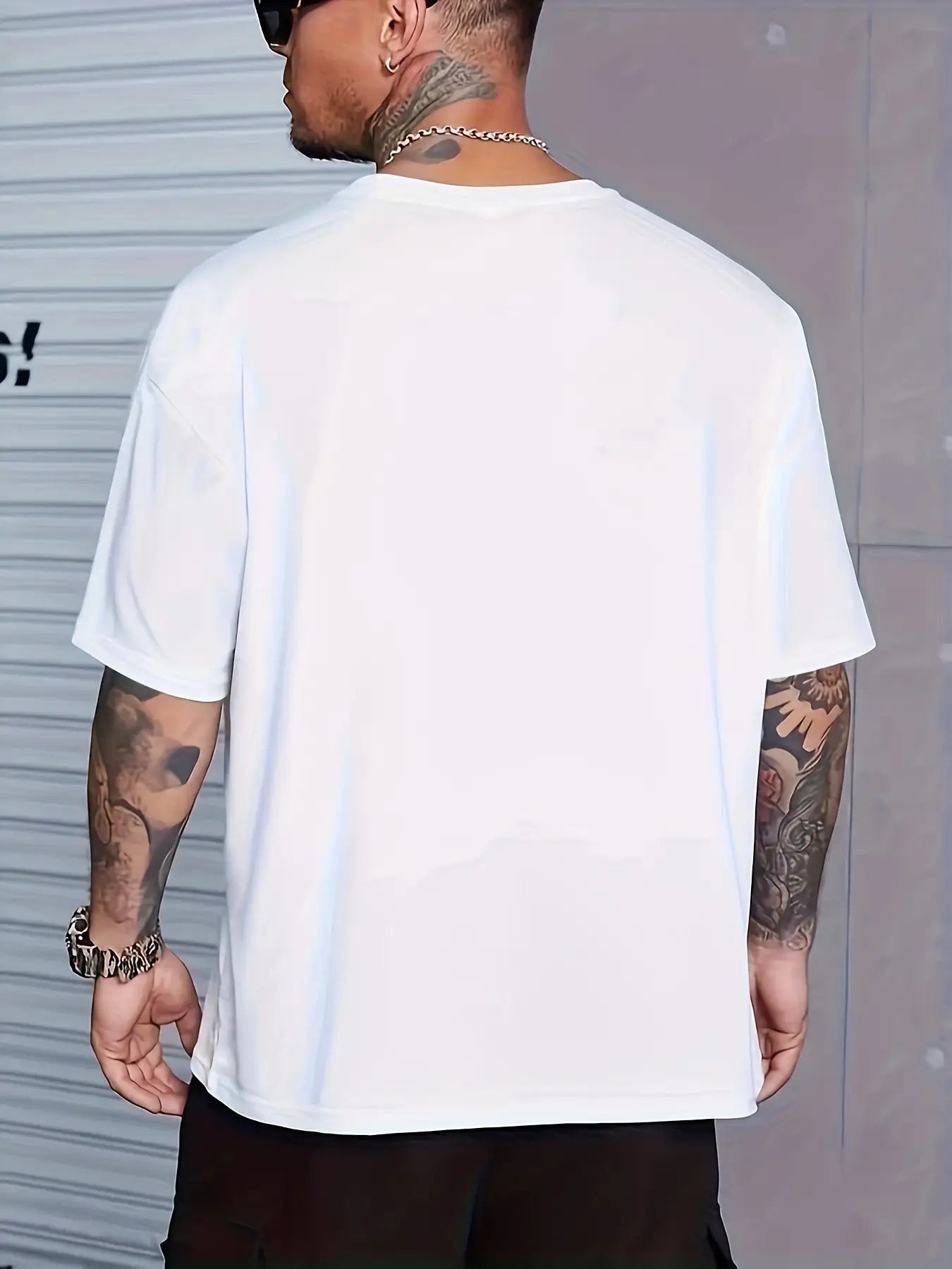 Men Heavy Weights & Protein Shakes Gym T-Shirt  Retro Bodybuilding Tee, Machine Washable Workout Shirt for Weightlifting & Casual Streetwear - Black with White Text Design, Fitness Apparel, Vintage Fitness Style, High quality