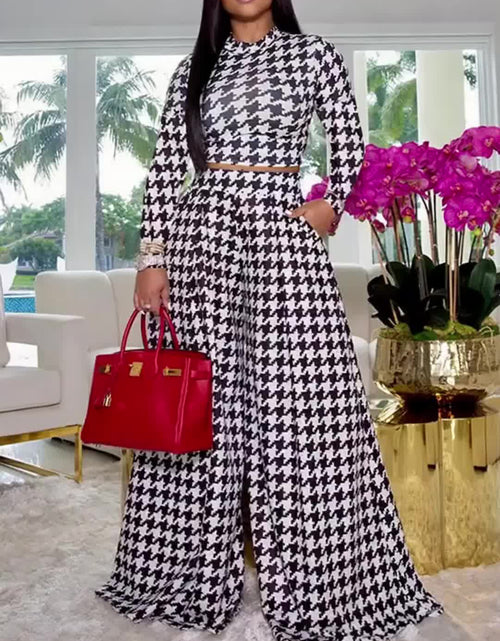 Load image into Gallery viewer, Women Print Long Sleeve Casual Polyester Knit Pants Suit with Round Neck for Autumn/Winter

