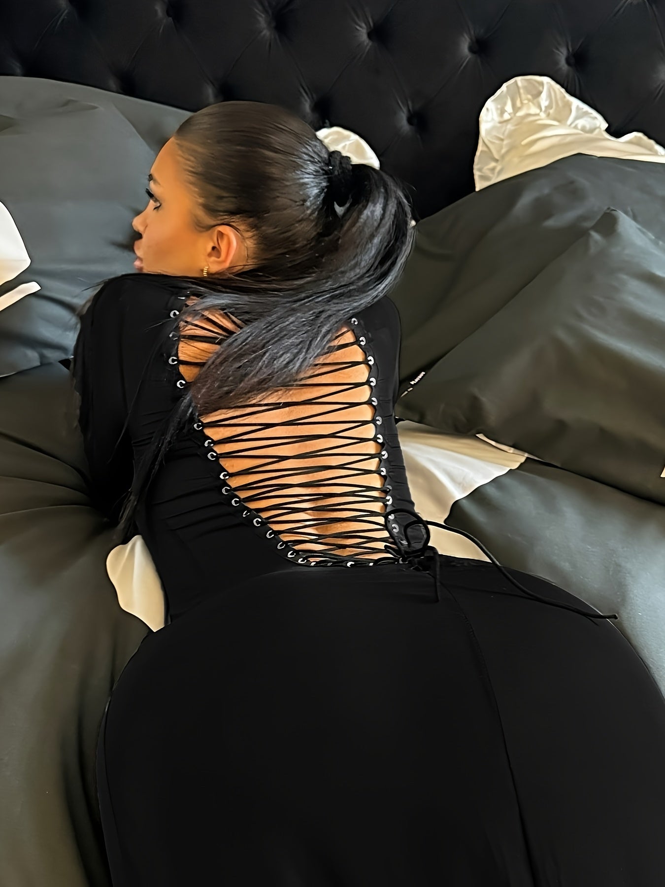 Sexy Halter Neck & V-Neck Long Dress with High Slit - Ruffled Backless Evening Gown for Women