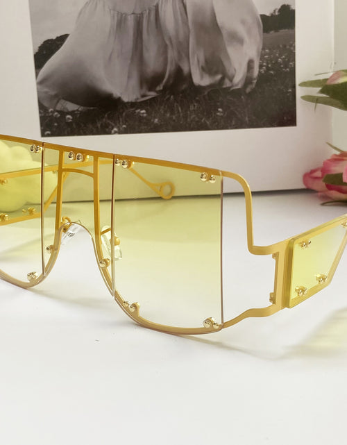 Load image into Gallery viewer, Punk Style Women&#39;s Fashion Glasses - Retro Large Frame with Rivet Accents, Protection, Durable Plastic Frame &amp; PC Lenses, Includes Microfiber Cloth for Travel, Photography, Casual Outings
