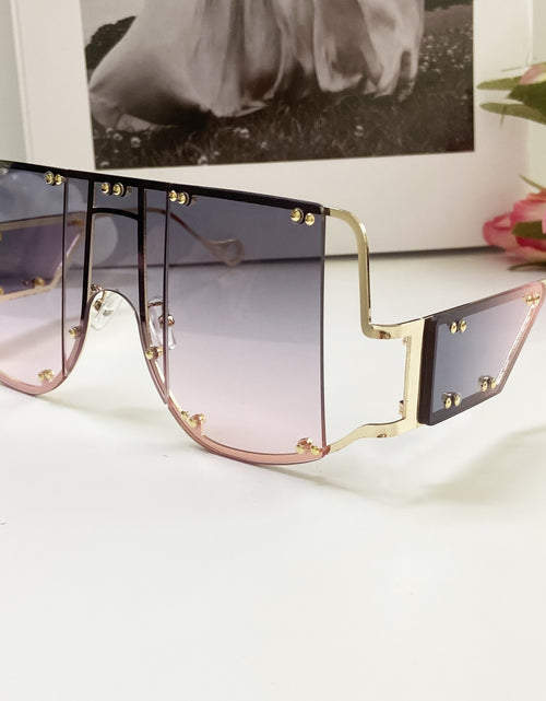 Load image into Gallery viewer, Punk Style Women&#39;s Fashion Glasses - Retro Large Frame with Rivet Accents, Protection, Durable Plastic Frame &amp; PC Lenses, Includes Microfiber Cloth for Travel, Photography, Casual Outings
