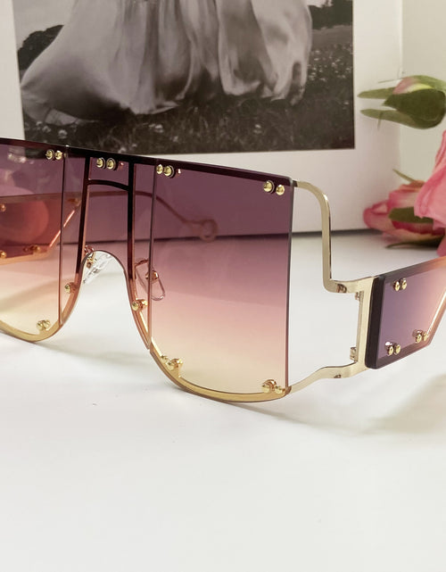 Load image into Gallery viewer, Punk Style Women&#39;s Fashion Glasses - Retro Large Frame with Rivet Accents, Protection, Durable Plastic Frame &amp; PC Lenses, Includes Microfiber Cloth for Travel, Photography, Casual Outings
