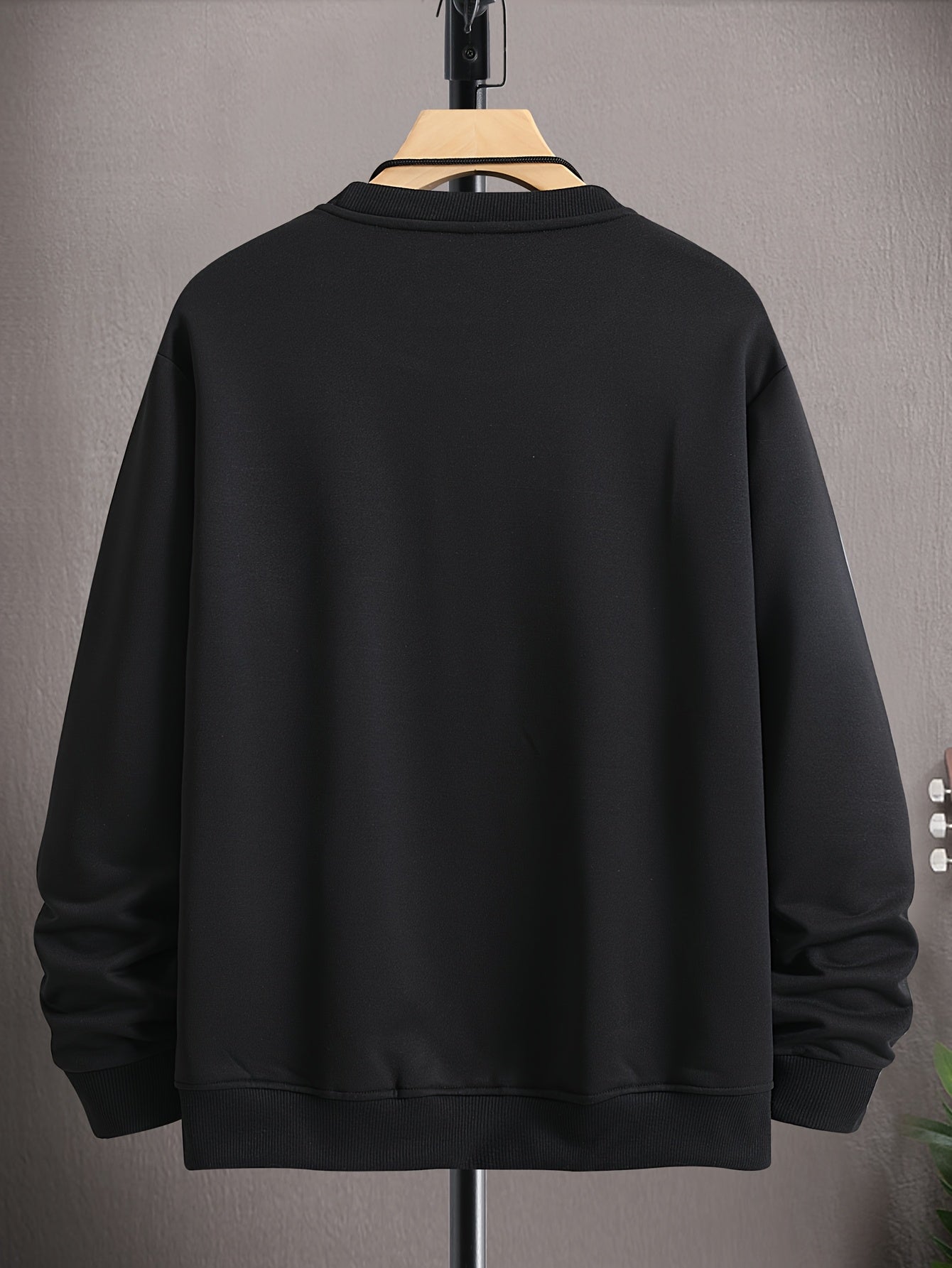Men's Contrast Abstract Face Pattern round Neck Sweater Hip-hop Retro Street Style  Front Printed Long Sleeve for Autumn Winter